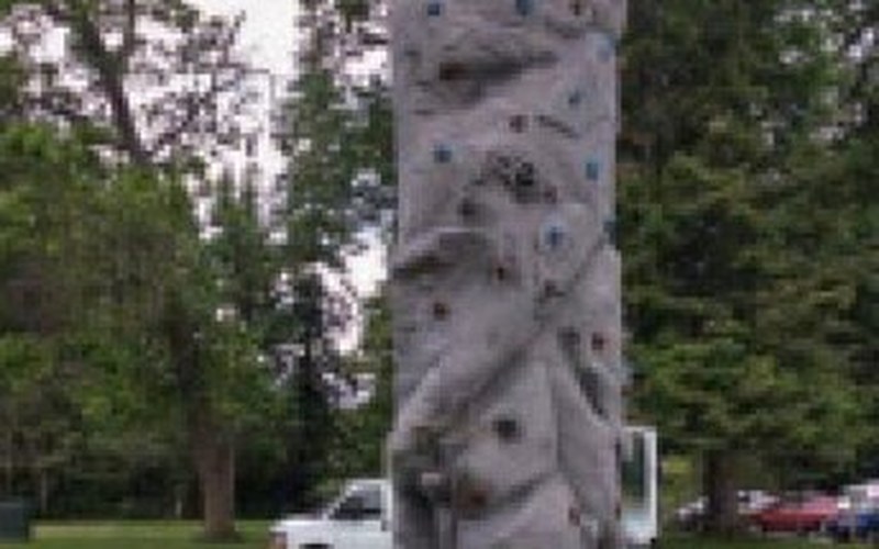 30ft 4-Climber Rock Wall rental Austin TX